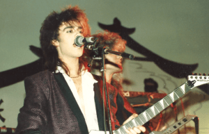 Bilder från 1980-talet: John Sandh i Syntpopbandet Shanghai