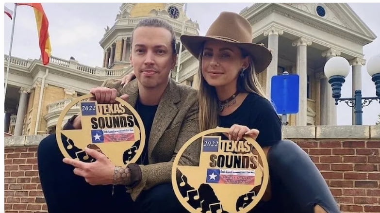 Rickard Alex & Sophie Hanson vann två priser vid Texas Sounds International Country Music Awards 20022.